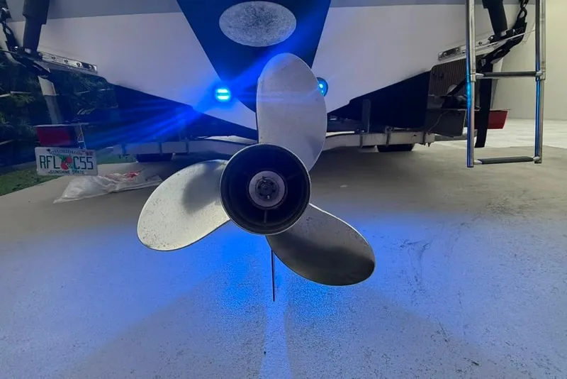 Slide: The Image of 2020 Robalo R222 Explorer boat propeller with blue LED lights, rear view. - 35