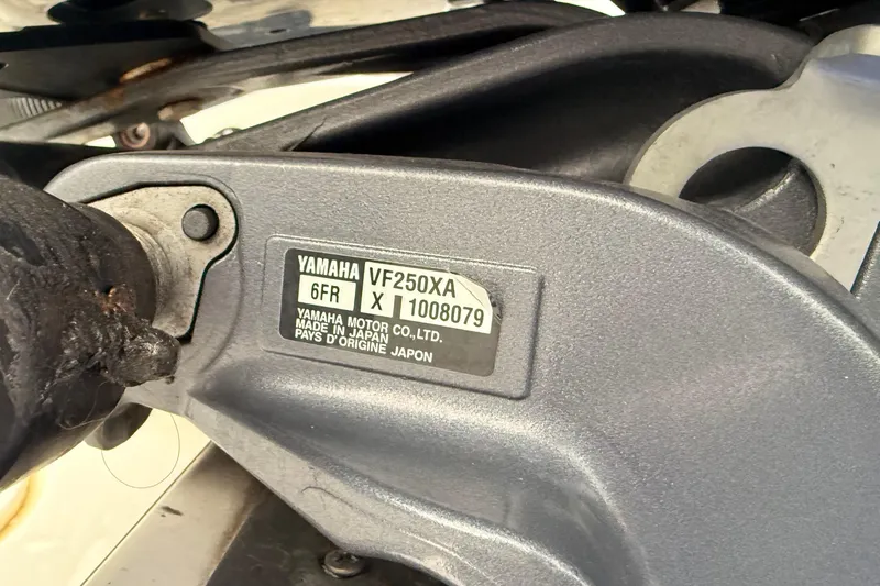 Slide: The Image of Close-up of Yamaha VF250XA engine part on 2020 Robalo R222 Explorer boat. - 43