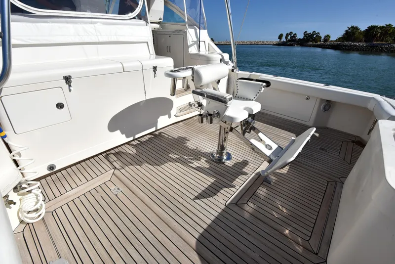 Slide: The Image of Cabo 40 Express 2005 on water with fishing chair. - 20