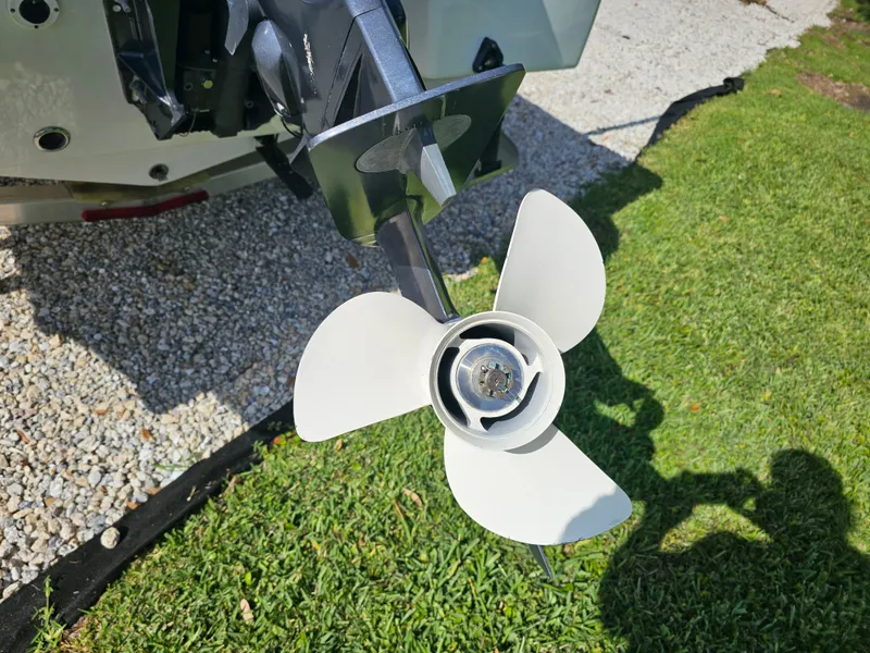 Slide: The Image of Propeller of a 2025 Tidewater Bay Max 1910 boat. - 12