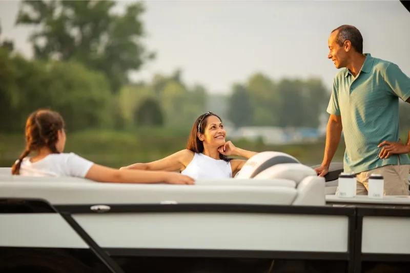 Slide: The Image of 2022-Harris-Grand-Mariner-250-MarineMax - 20