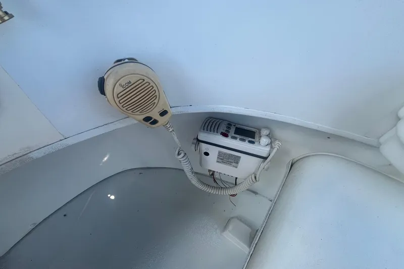 Slide: The Image of VHF radio and microphone on 1988 Seafox 29 Flybridge boat. - 12