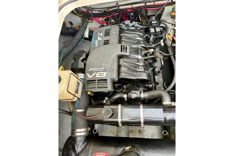 Slide: The Image of Engine of a 2000 Silverton 351 Sedan with Mercury MerCruiser V8, 7.4 MPI. - 28