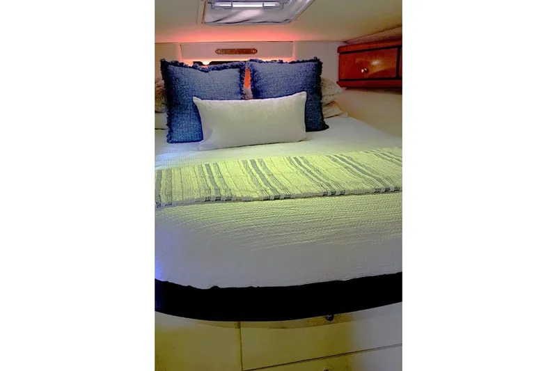 Slide: The Image of Master Cabin - 5
