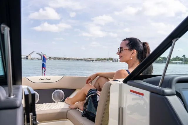 Slide: The Image of Chris-Craft Sportster 25 Sterndrive 2027 - 9