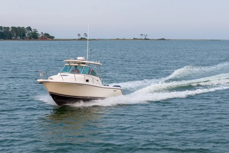 Slide: The Image of Pursuit OS 285 Offshore 2008 - 4