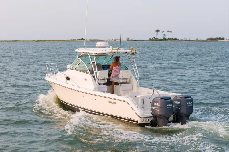 Slide: The Image of Pursuit OS 285 Offshore 2008 - 11