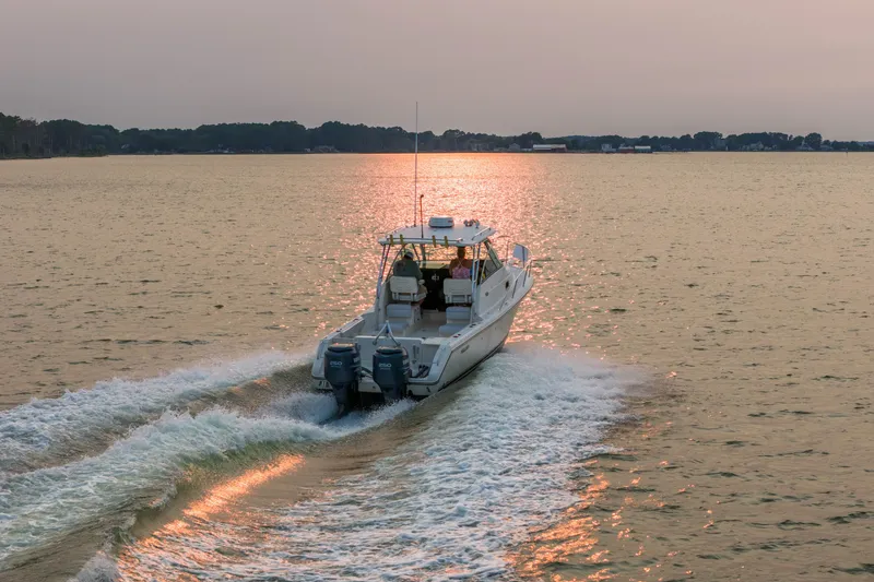 Slide: The Image of Pursuit OS 285 Offshore 2008 - 19