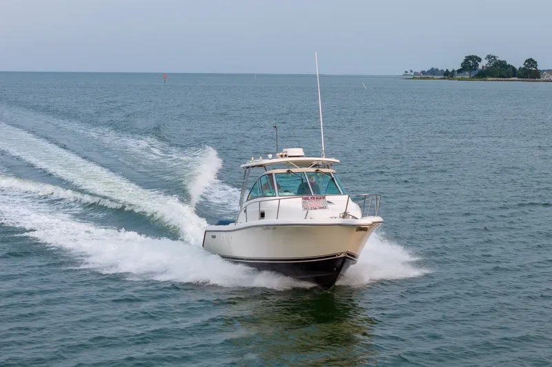 Slide: The Image of Pursuit OS 285 Offshore 2008 - 5