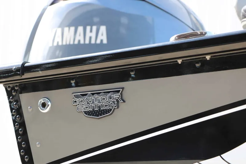 Slide: The Image of Smoker Craft 188 Adventurer 2025 - 7