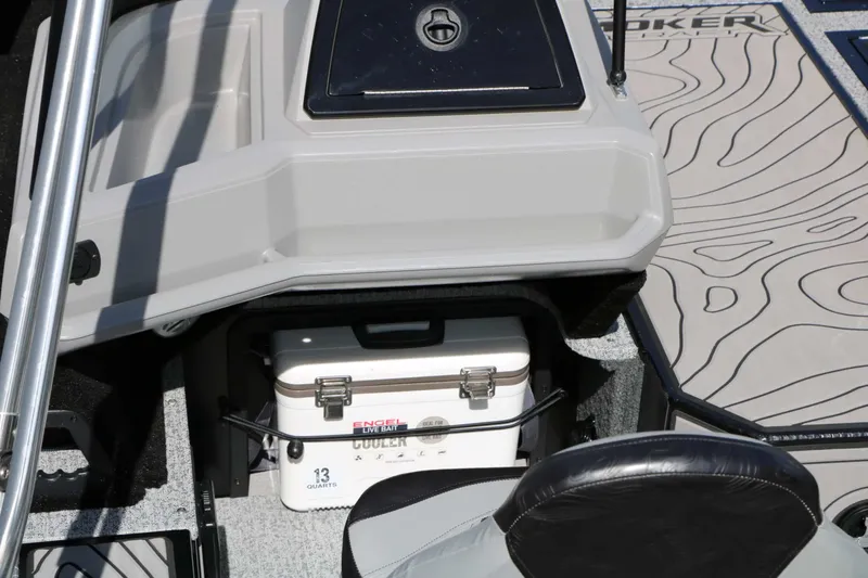 Slide: The Image of Smoker Craft 188 Adventurer 2025 - 20