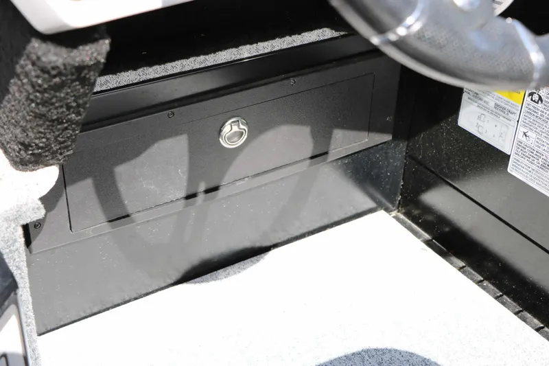 Slide: The Image of Smoker Craft 188 Adventurer 2025 - 39