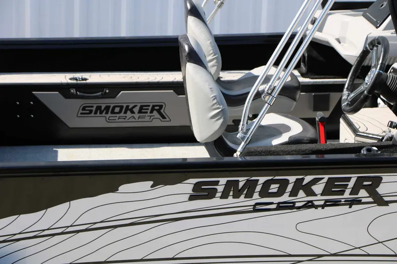 Slide: The Image of Smoker Craft 188 Adventurer 2025 - 16