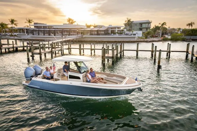 Slide: The Image of Chris-Craft Catalina 28 2027 - 16
