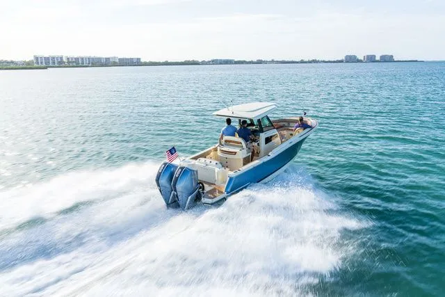 Slide: The Image of Chris-Craft Catalina 28 2027 - 2