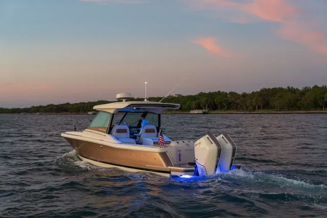 Slide: The Image of Chris-Craft Calypso 32 2027 - 14