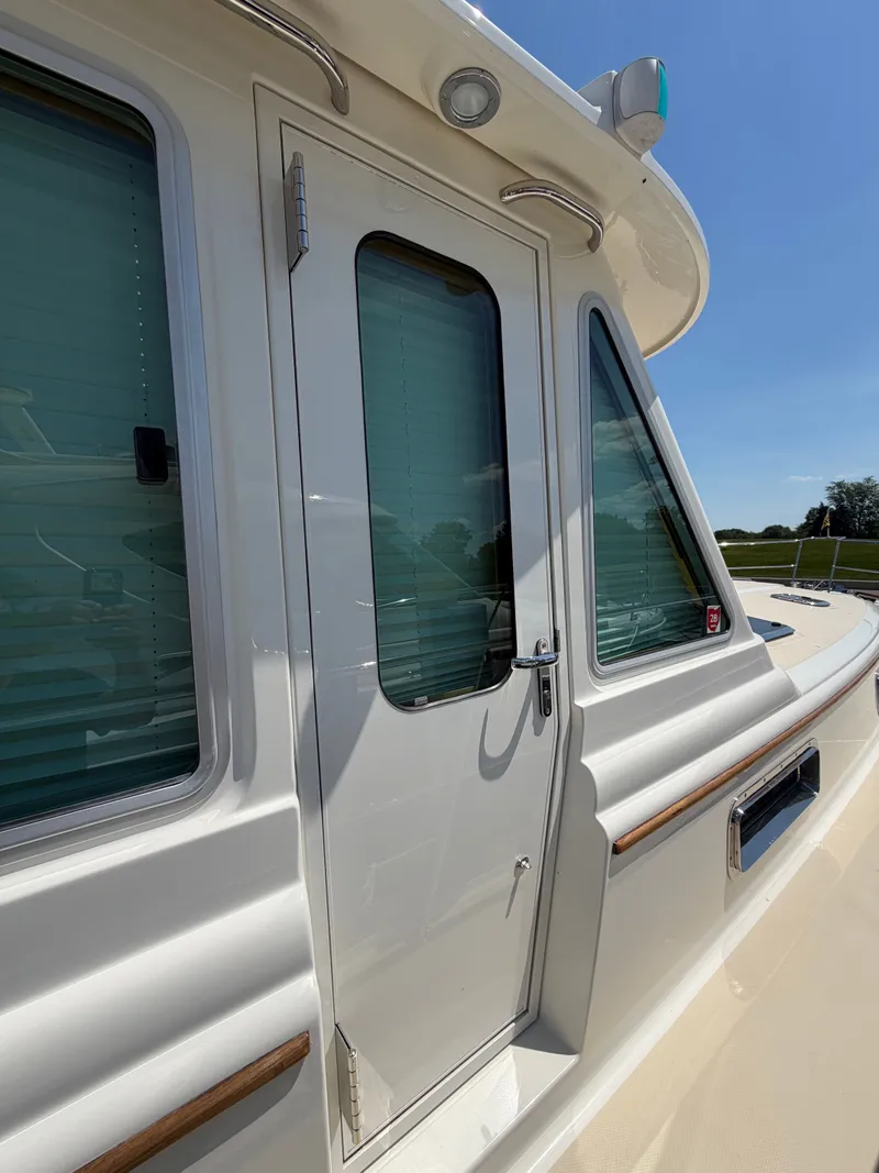 Slide: The Image of Starboard house side door - 11