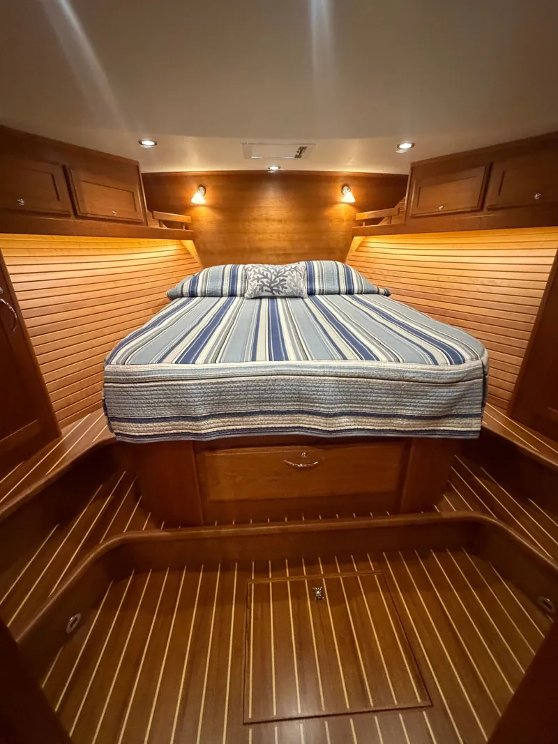 Slide: The Image of Forward bed VIP - 72