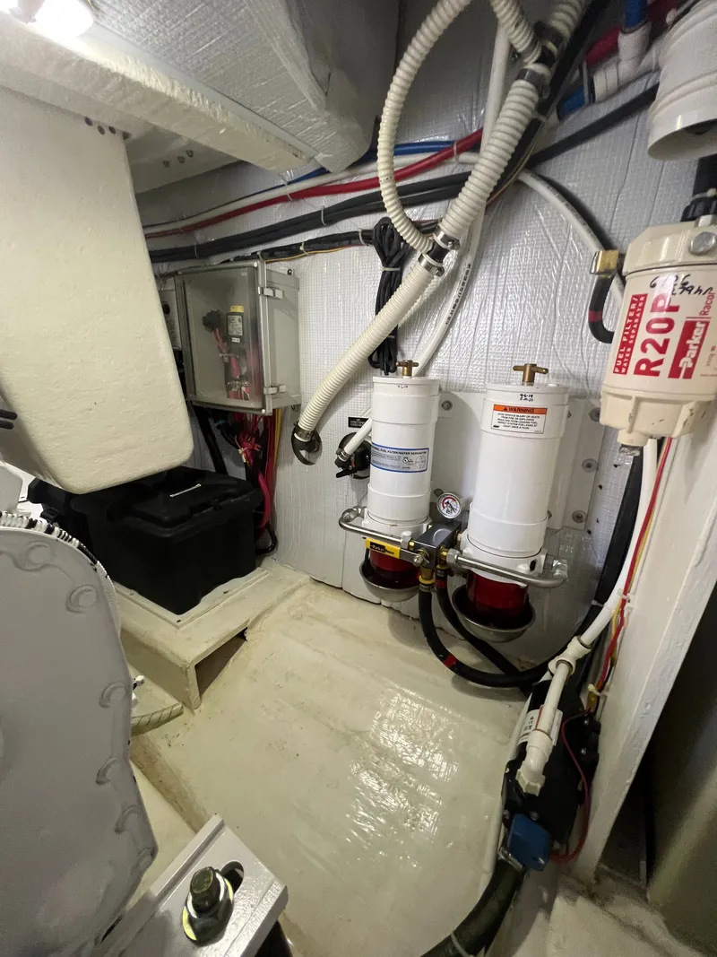 Slide: The Image of Engine room - 85