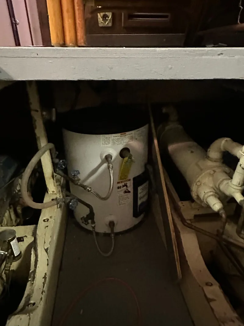 Slide: The Image of Hot water heater - 28