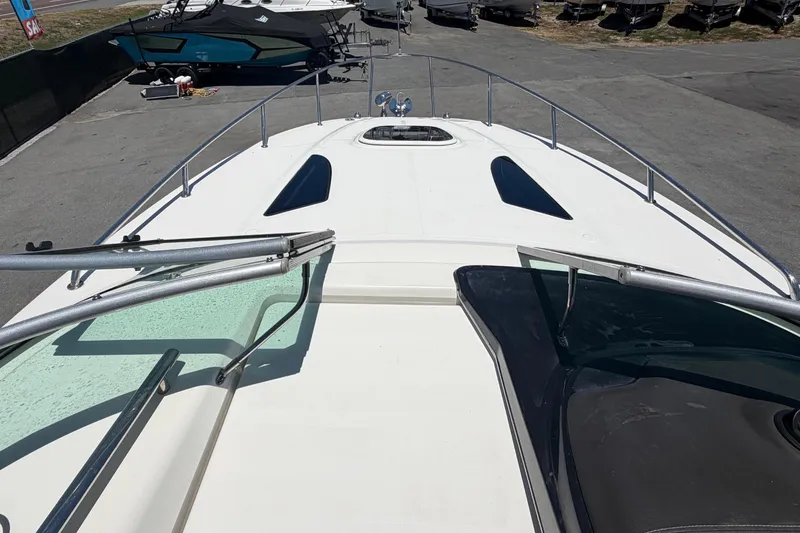 Slide: The Image of Sea Ray Sundancer 260 2018 - 71