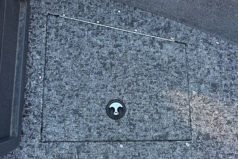 Slide: The Image of Carpeted deck hatch on 2026 Tracker Pro Guide V-175 WT boat. - 29
