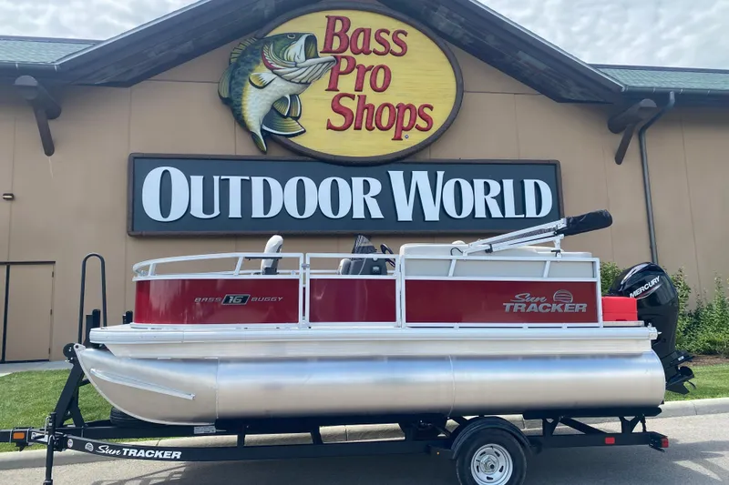 The Image of 2026 Sun Tracker Bass Buggy 16 XL Select pontoon boat at Bass Pro Shops Outdoor World. - 0