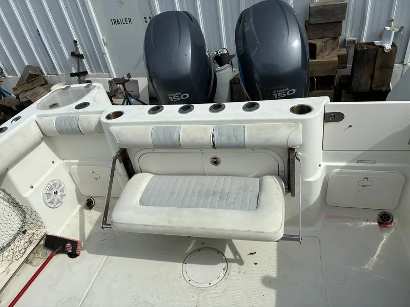 Slide: The Image of 2007 Sailfish 2660 boat with Yamaha engines. - 21