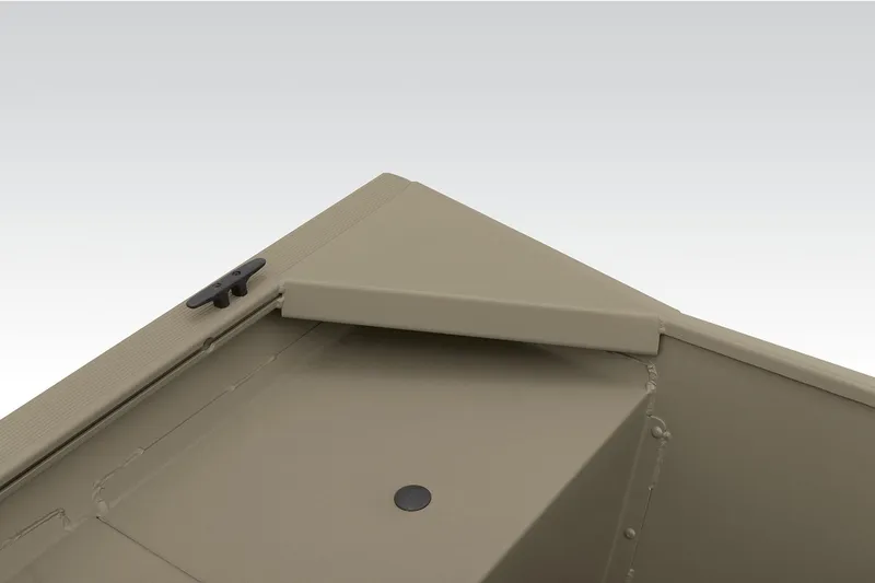 Slide: The Image of Tracker Grizzly 1860 Utility 2026 - 29
