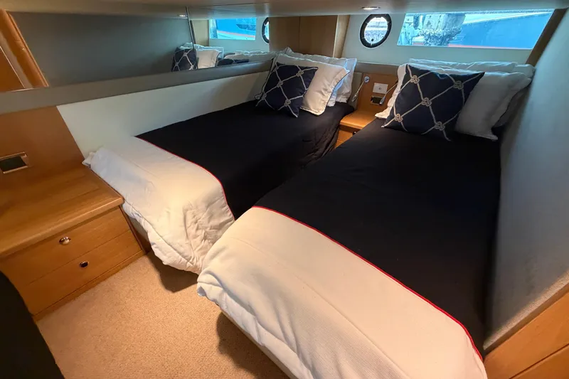 Slide: The Image of Guest cabin - 24