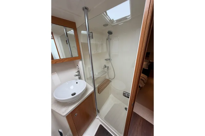 Slide: The Image of Guest/Day head shower - 26