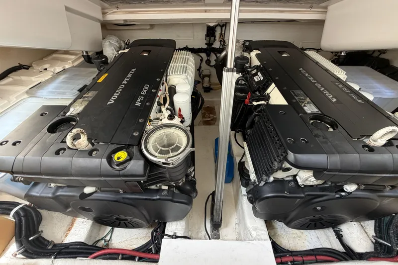 Slide: The Image of Engine room of a 2015 Riviera 445 SUV with Volvo Penta IPS 600 engines - 29