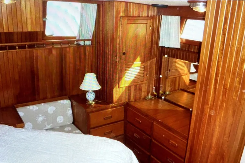 Slide: The Image of Cozy wooden interior of 1987 Senator-Chien Hwa Futura sundeck yacht cabin. - 21