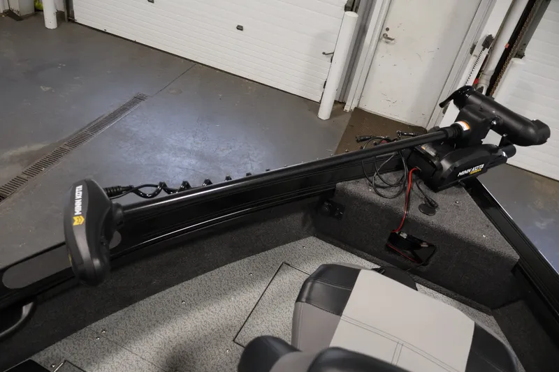 Slide: The Image of 2026 Crestliner 1850 Super Hawk WT JS boat with Minn Kota trolling motor. - 11