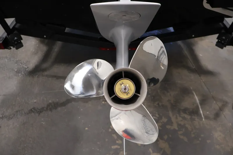 Slide: The Image of Propeller of 2026 Crestliner 1850 Super Hawk WT JS boat, close-up view. - 41