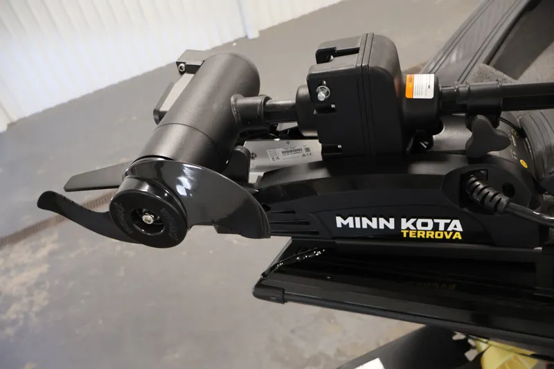 Slide: The Image of Minn Kota Terrova motor on 2026 Crestliner 1850 Super Hawk WT JS boat. - 13