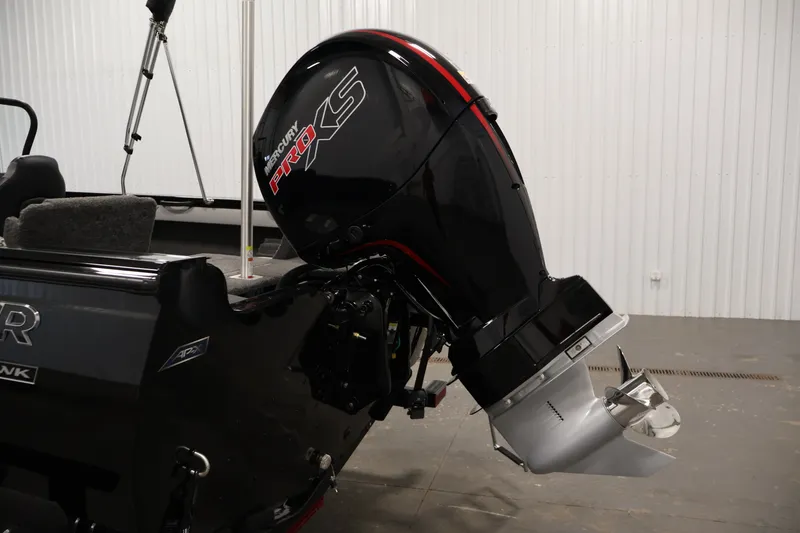 Slide: The Image of 2026 Crestliner 1850 Super Hawk WT JS with Mercury Pro XS outboard motor. - 39