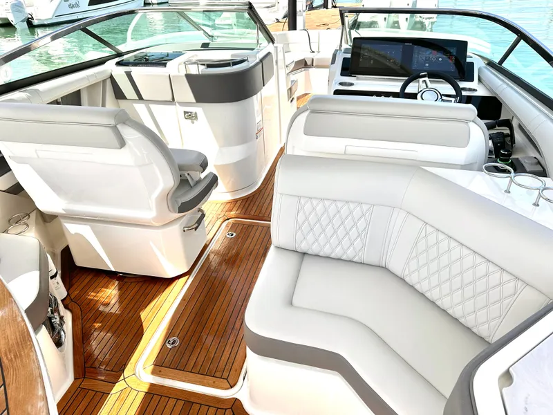 Slide: The Image of Sea Ray SLX 310 Outboard 2022 - 23