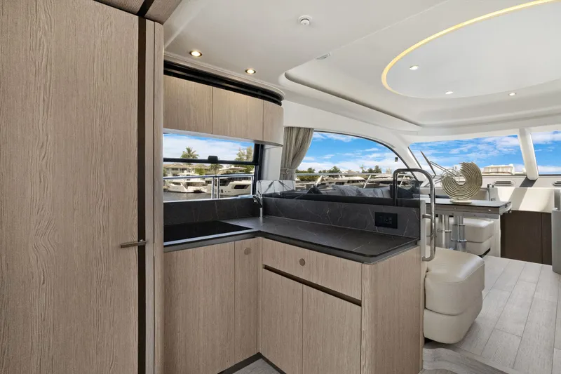 Slide: The Image of Azimut Fly 53 2025 - 16