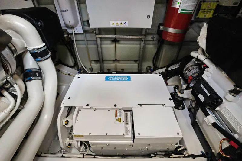 Slide: The Image of Azimut Fly 53 2025 - 68