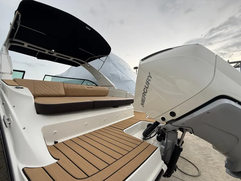 Slide: The Image of Sea Ray SDX 230 Outboard 2026 - 3
