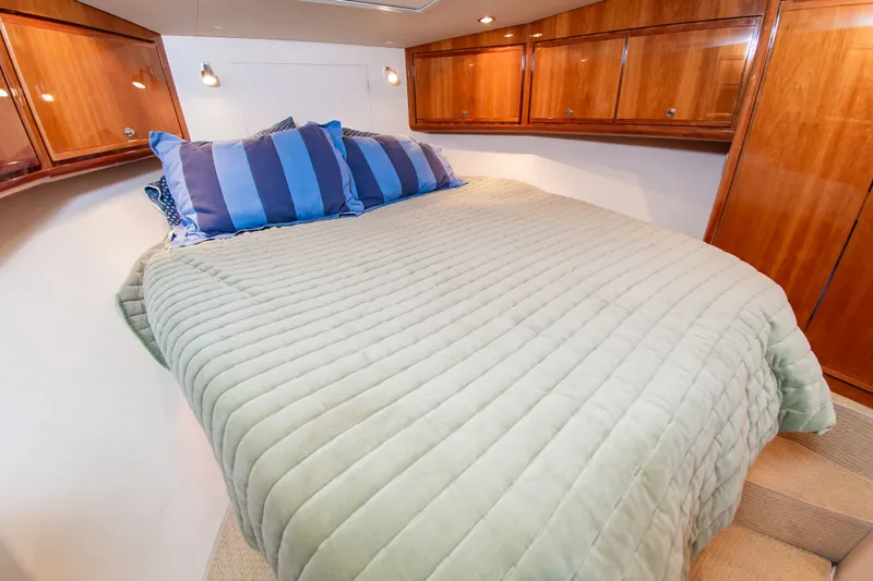 Slide: The Image of Luxurious bedroom in 2008 Bertram 510 Convertible yacht. - 30