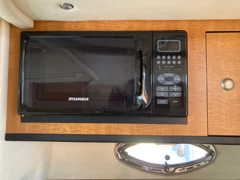 Slide: The Image of Sea Ray 290 Sundancer 2006 - 17