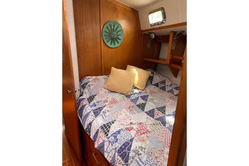 Slide: The Image of Pullman style forward berth - 59