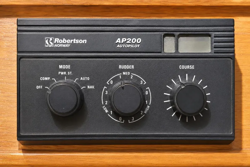 Slide: The Image of Robertson AP200 autopilot control panel on 1989 Grand Banks 42 Classic yacht. - 19