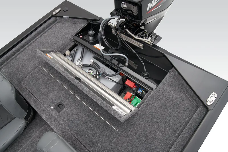 Slide: The Image of Tracker Pro 170 2026 - 39