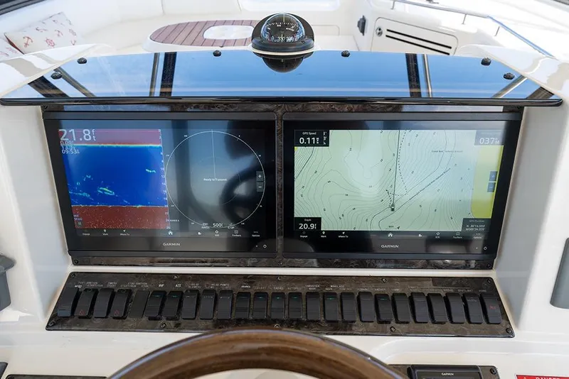 Slide: The Image of Garmin screens - 66