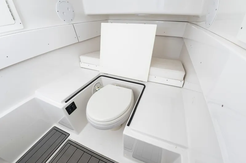 Slide: The Image of Interior of a 2023 Onslow Bay 41 yacht with toilet. - 46