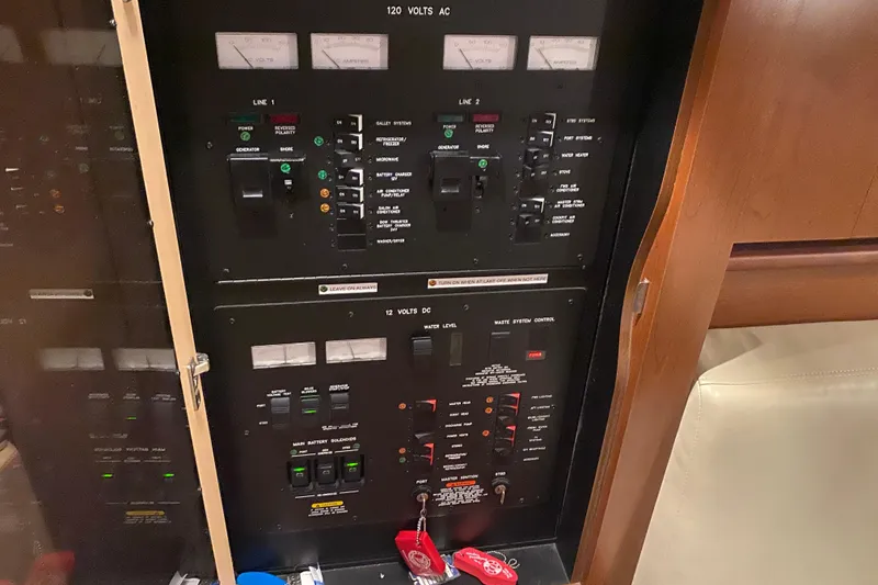 Slide: The Image of Electrical control panel on a 2007 Sea Ray 40 Sundancer yacht. - 37
