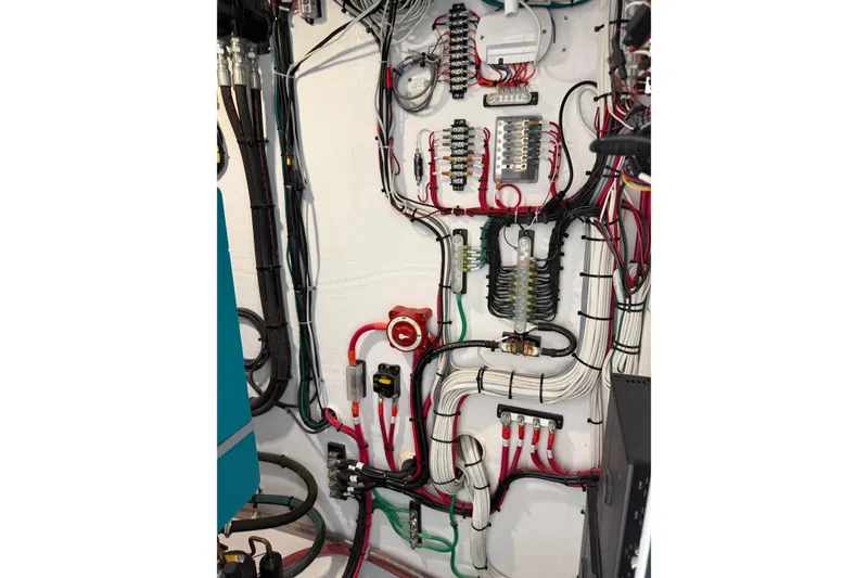 Slide: The Image of Electrical wiring system inside a 2018 H&H Marine Osmond Beal boat. - 72